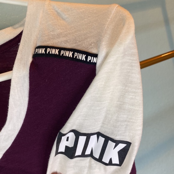 XS Pink VS V neck long sleeve shirt Maroon/ White - Picture 3 of 3